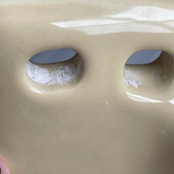 Vintage Porcelain Bathroom Fixtures Yellow Toothbrush Mount Toilet Paper MCM - Picture 14 of 16